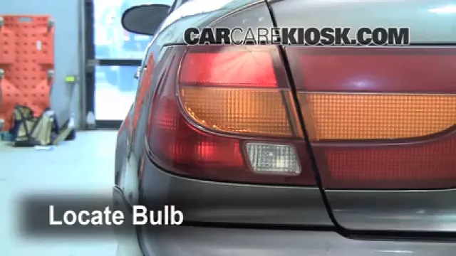 2000 Saturn SL 1.9L 4 Cyl. Lights Turn Signal - Rear (replace bulb)